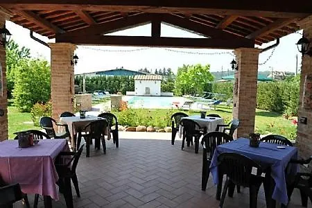Sleeps 2 Pool Wifi Apartmán *