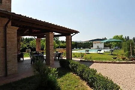 Sleeps 2 Pool Wifi Apartmán